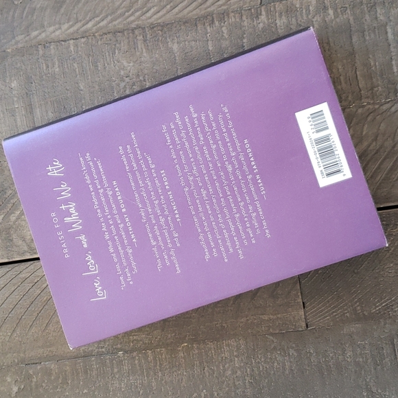 LOVE, LOSS, AND WHAT WE ATE: A MEMOIR by Padma Lakshmi - Picture 4 of 4